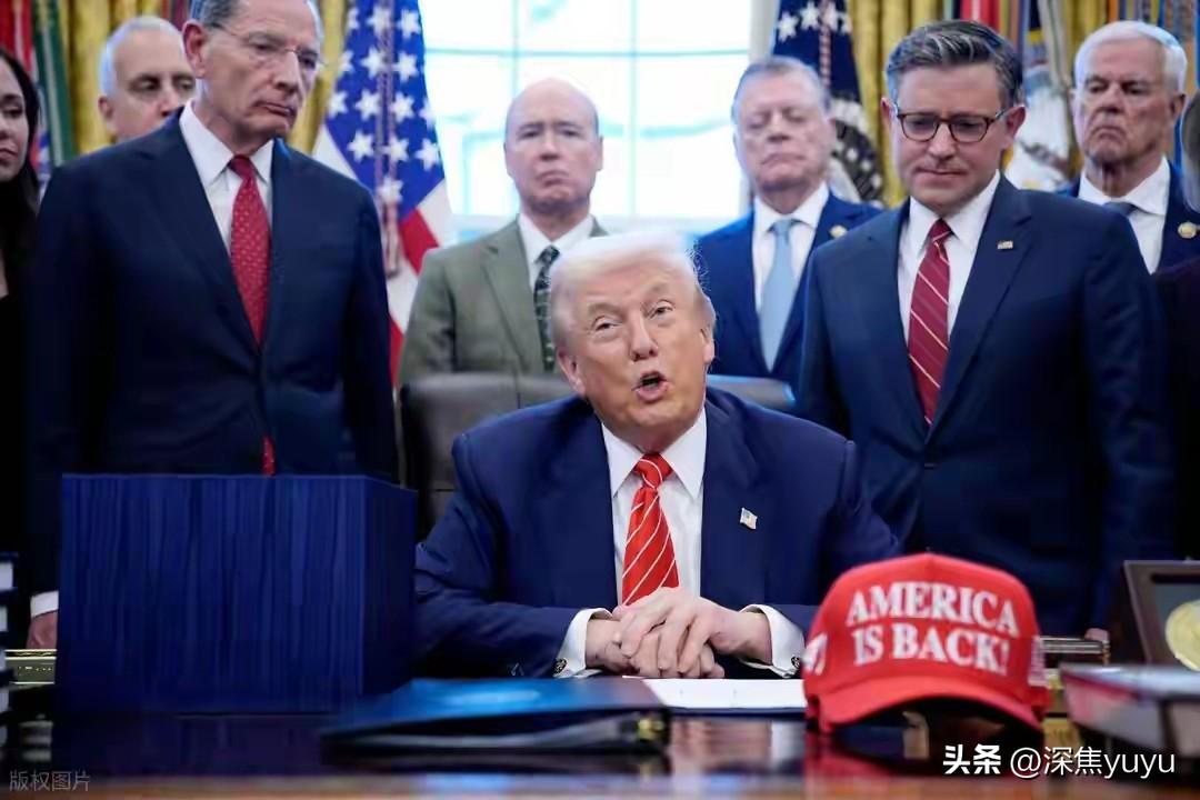 特朗普的签名要印上美元了，但全美多地爆发了“不要国王”抗议！  

美国财政部3