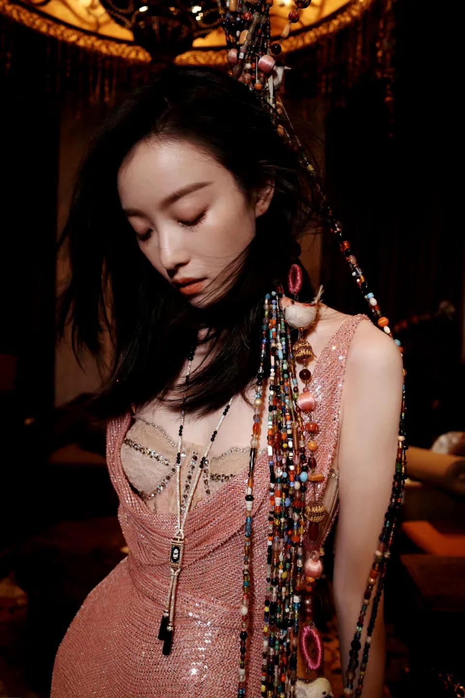 倪妮的身材打几分?
她应该是目前内娱最有气质的女星了吧！
 