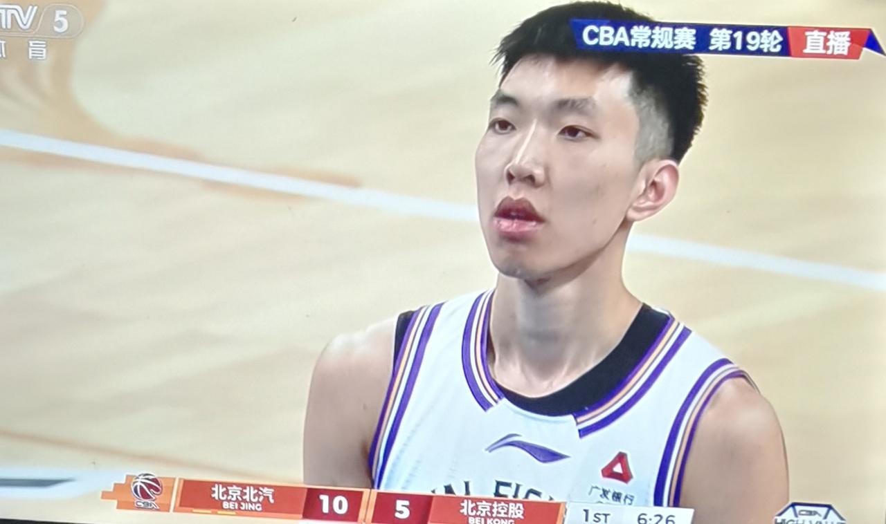 北京德比，北控用螳螂拳打败北汽
刚刚结束的CBA北京德比，北京控股有惊无险的战胜