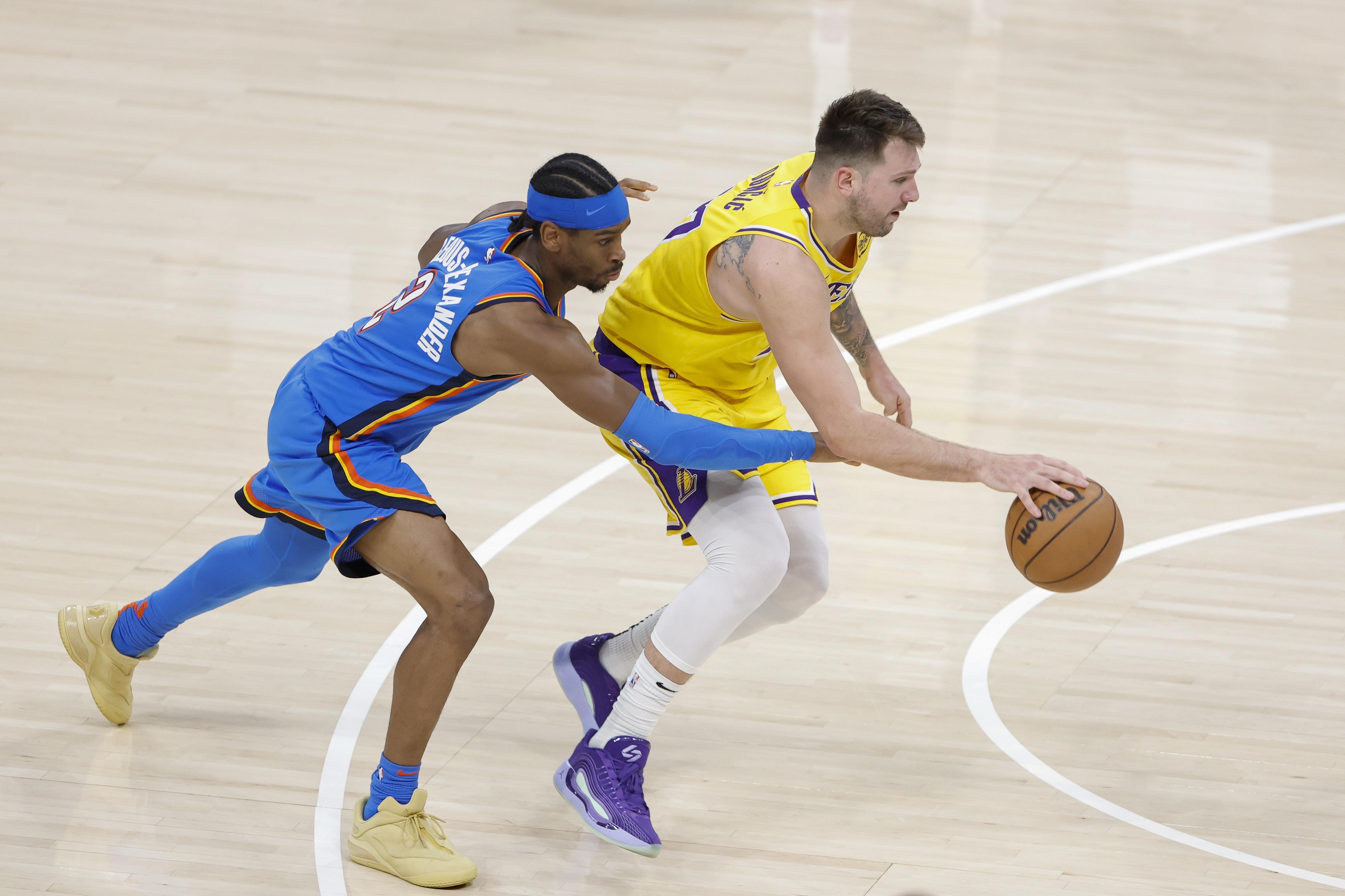 NBA官方今日公布最新一期的球队实力榜排名，具体如下：1-5：雷霆、掘金、湖人、