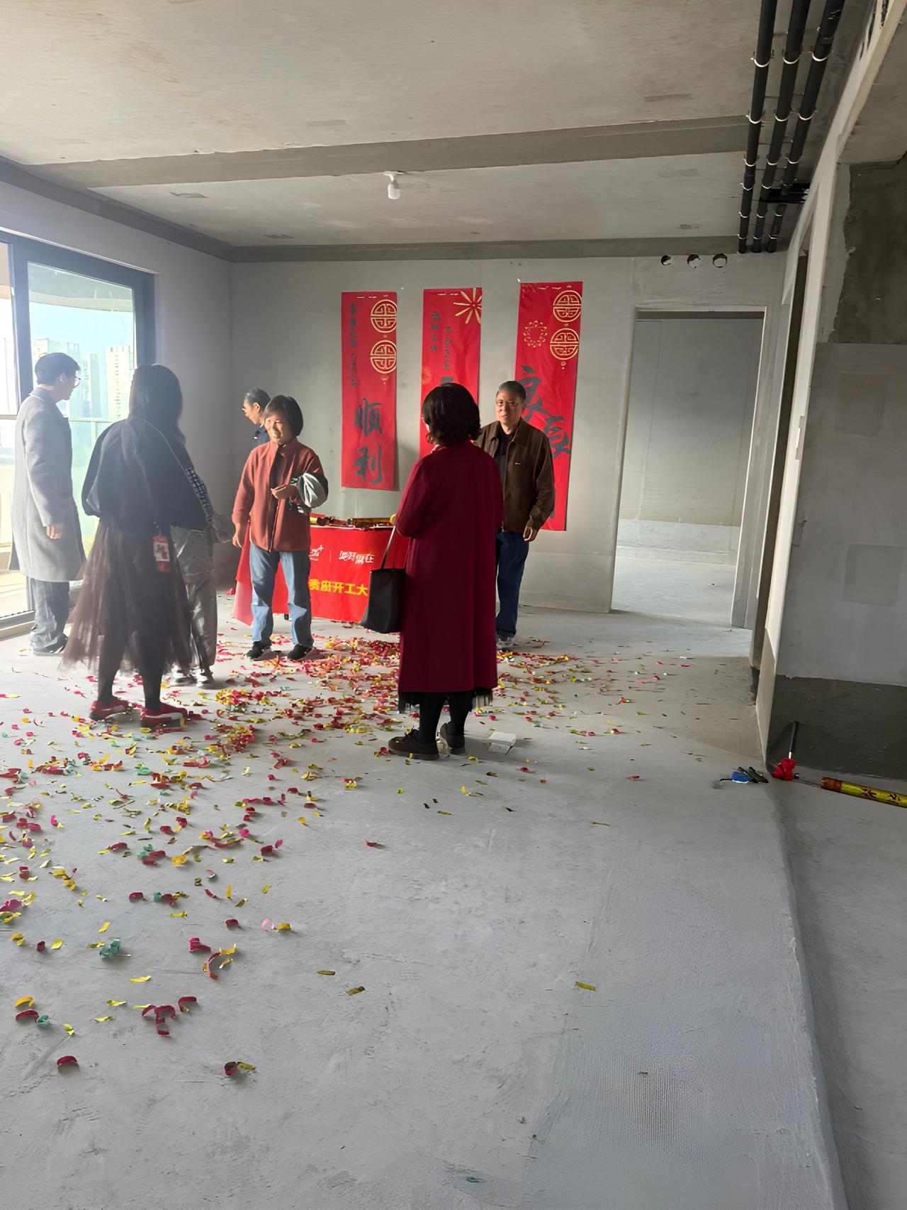 哈哈，
锦江悦府这边开工啦！😍🍊🔥
从开始接触到现在的开工，我其实都能够感