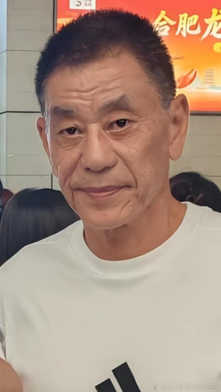 马良行，看成了郝爱民。 