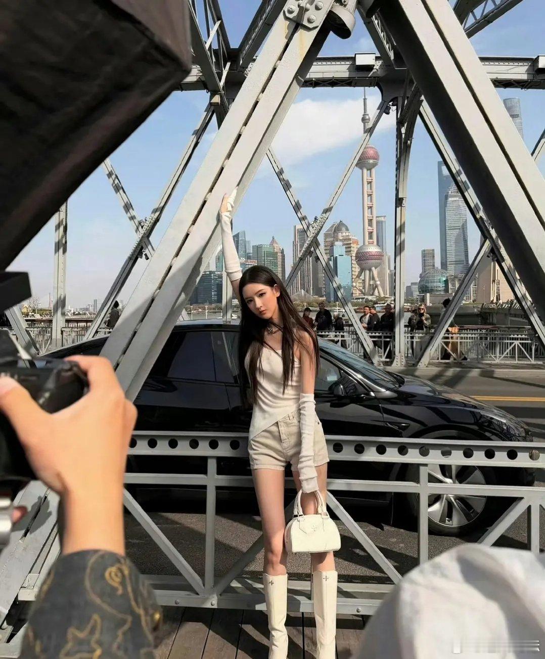 感觉王玉雯的脸有种很mean的感觉，没观众缘。 