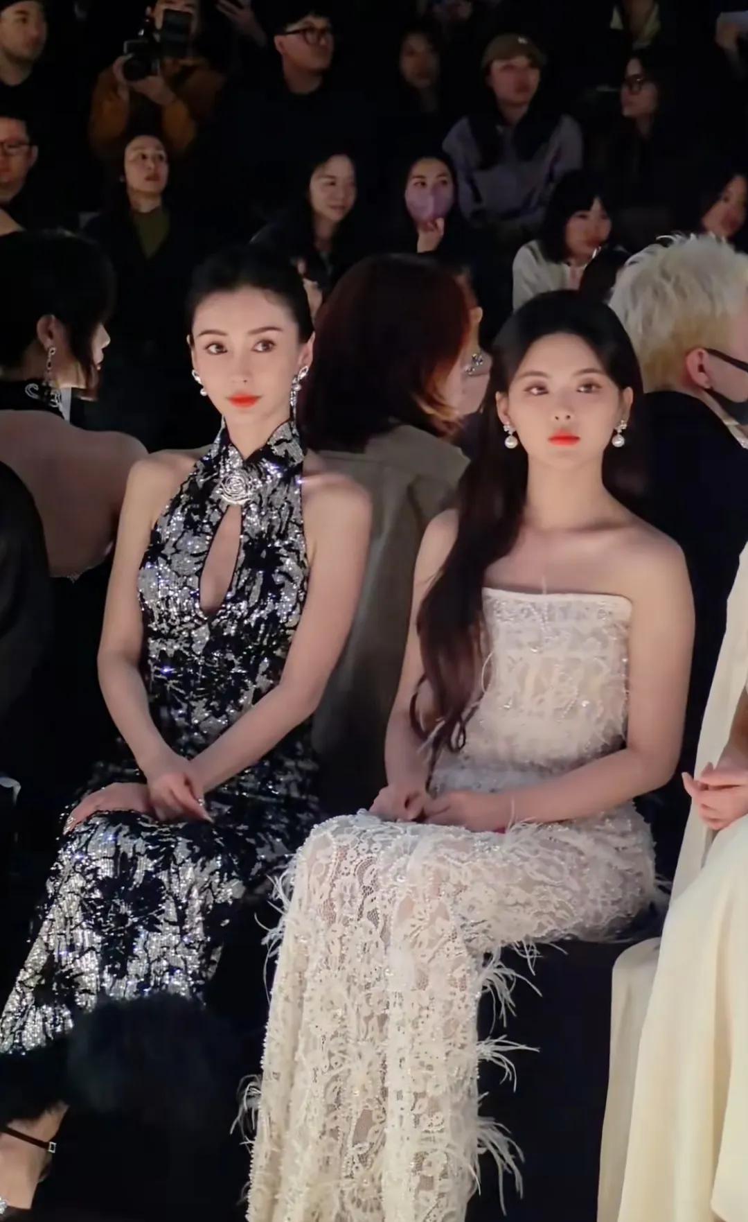 angelababy回归参加上海时装周，和杨超越坐在一起一点看不出来年龄差，ba