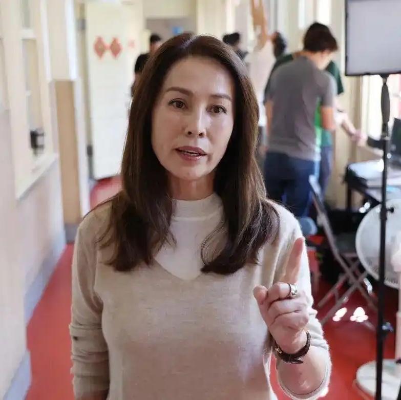 台湾应该没人会忘记，高金素梅在疫情期间，顶着压力从大陆引进7万多剂快筛试剂，送到