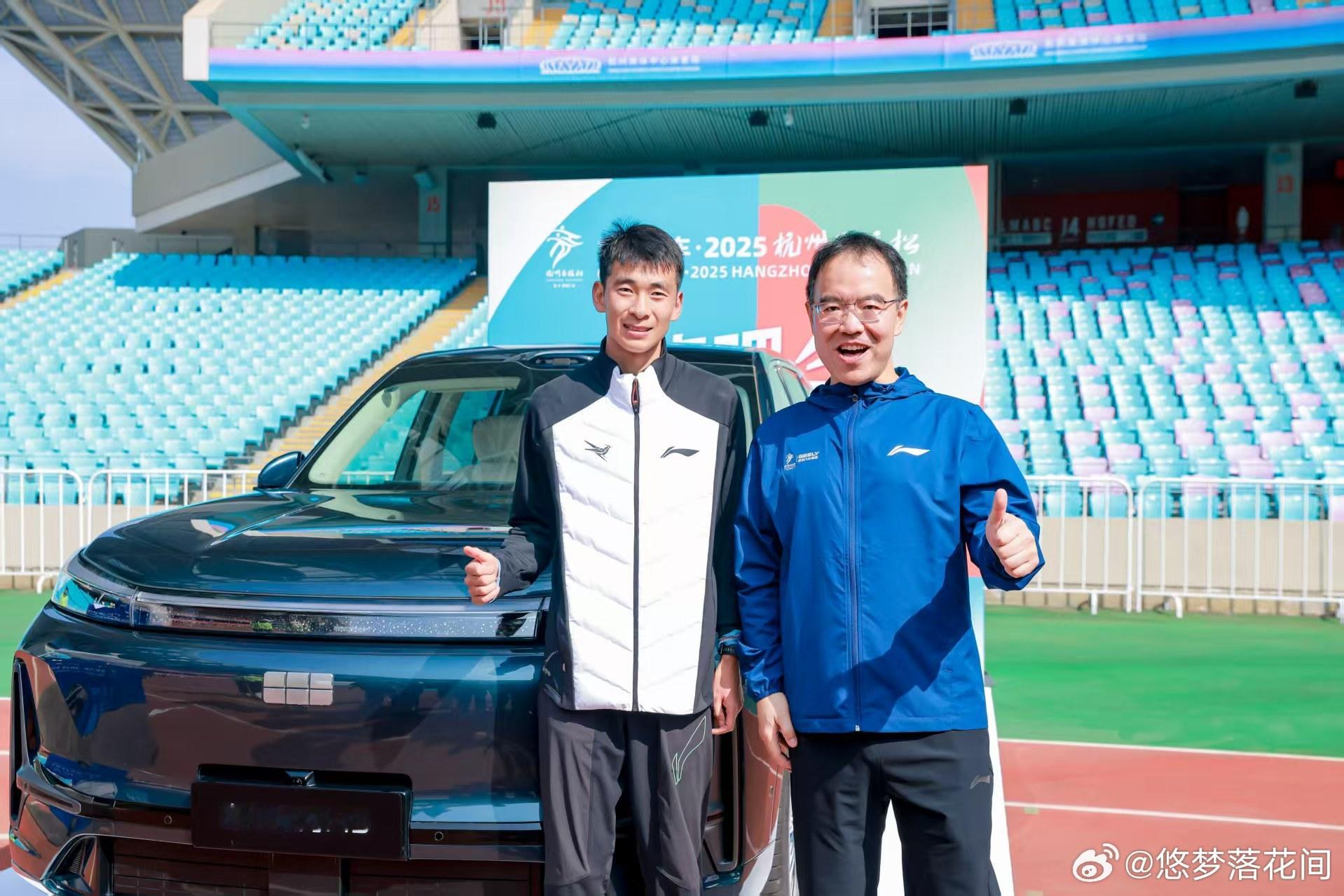 杭州马拉松让中式浪漫具象化了 吉利把杭马宠成惊喜局！最美赛道风光无限，中国选手破