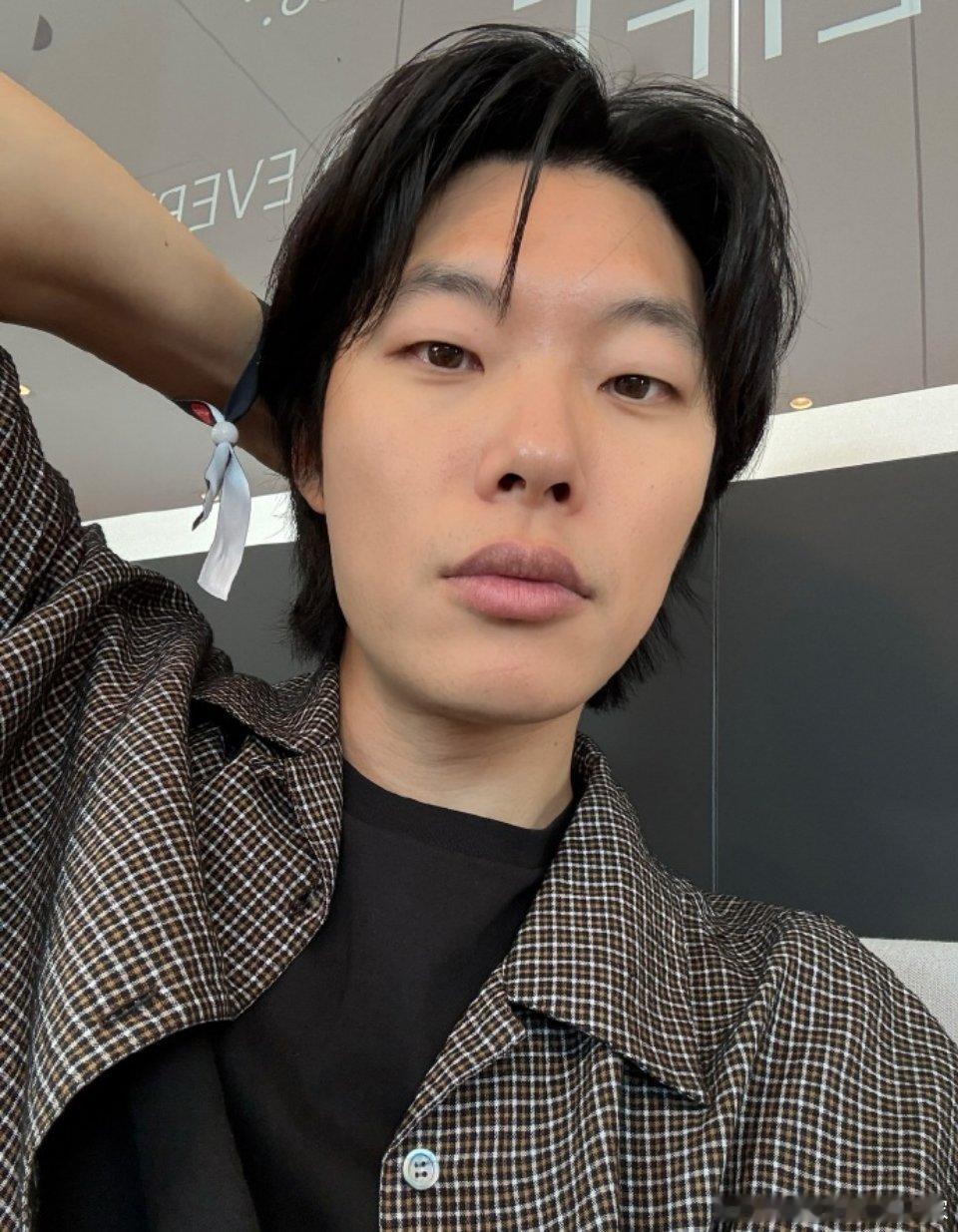 按她的说法，柳俊烈和李惠利两个人是2023年11月确定的分手，男方在四个月之内就