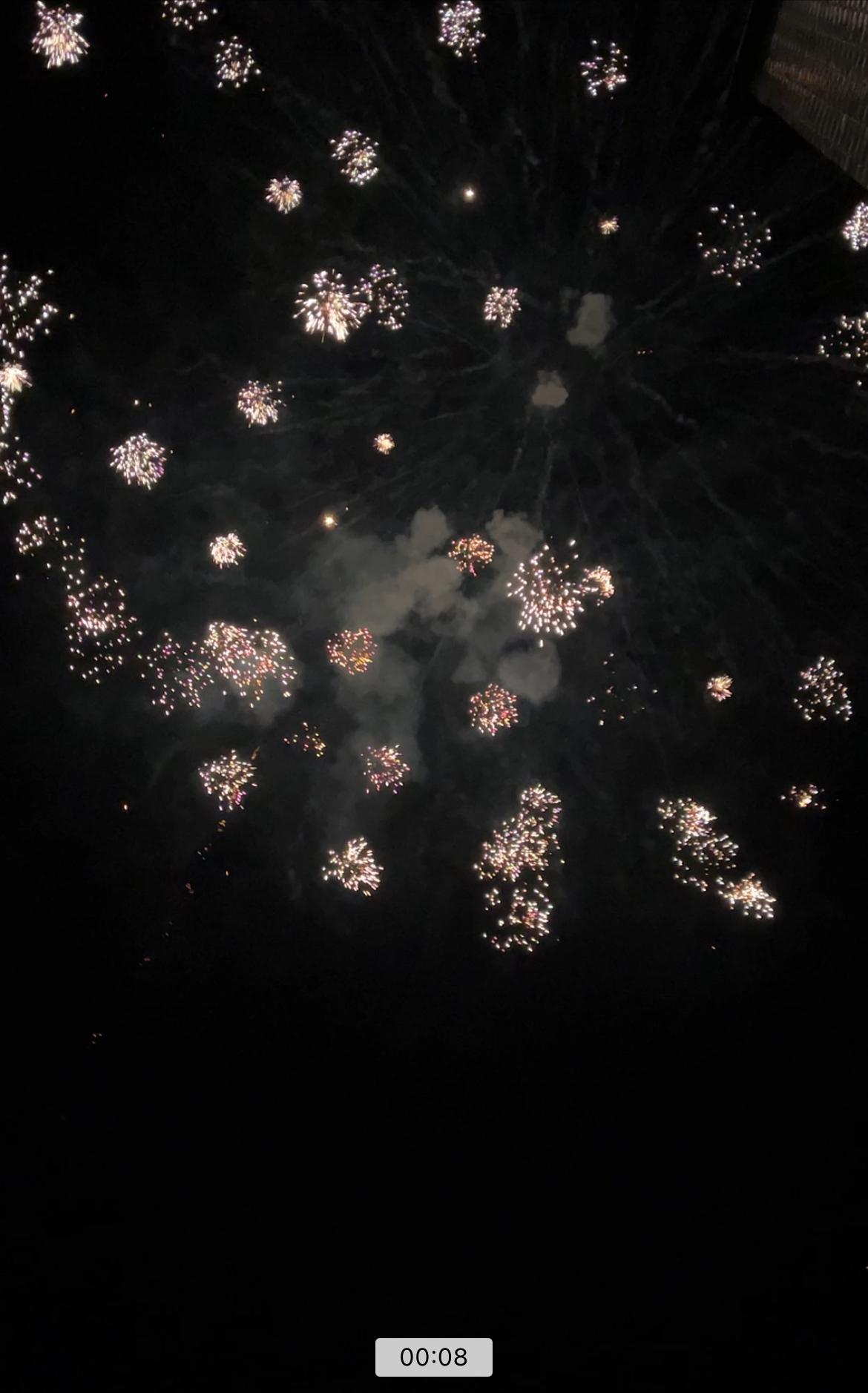 在孩子的眼里，父母有6个等级，第5等最受孩子欢迎，从低到高是：

第1等：隐身人