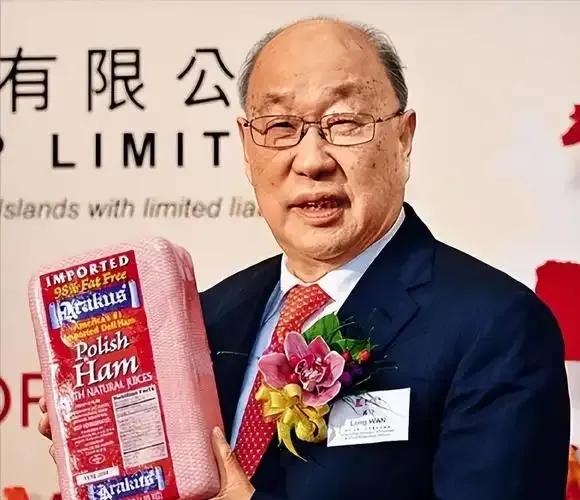 你们还记得小时候吃的那个双汇火腿肠吗？我跟你们说啊，很多印象里，它不还是那个国企