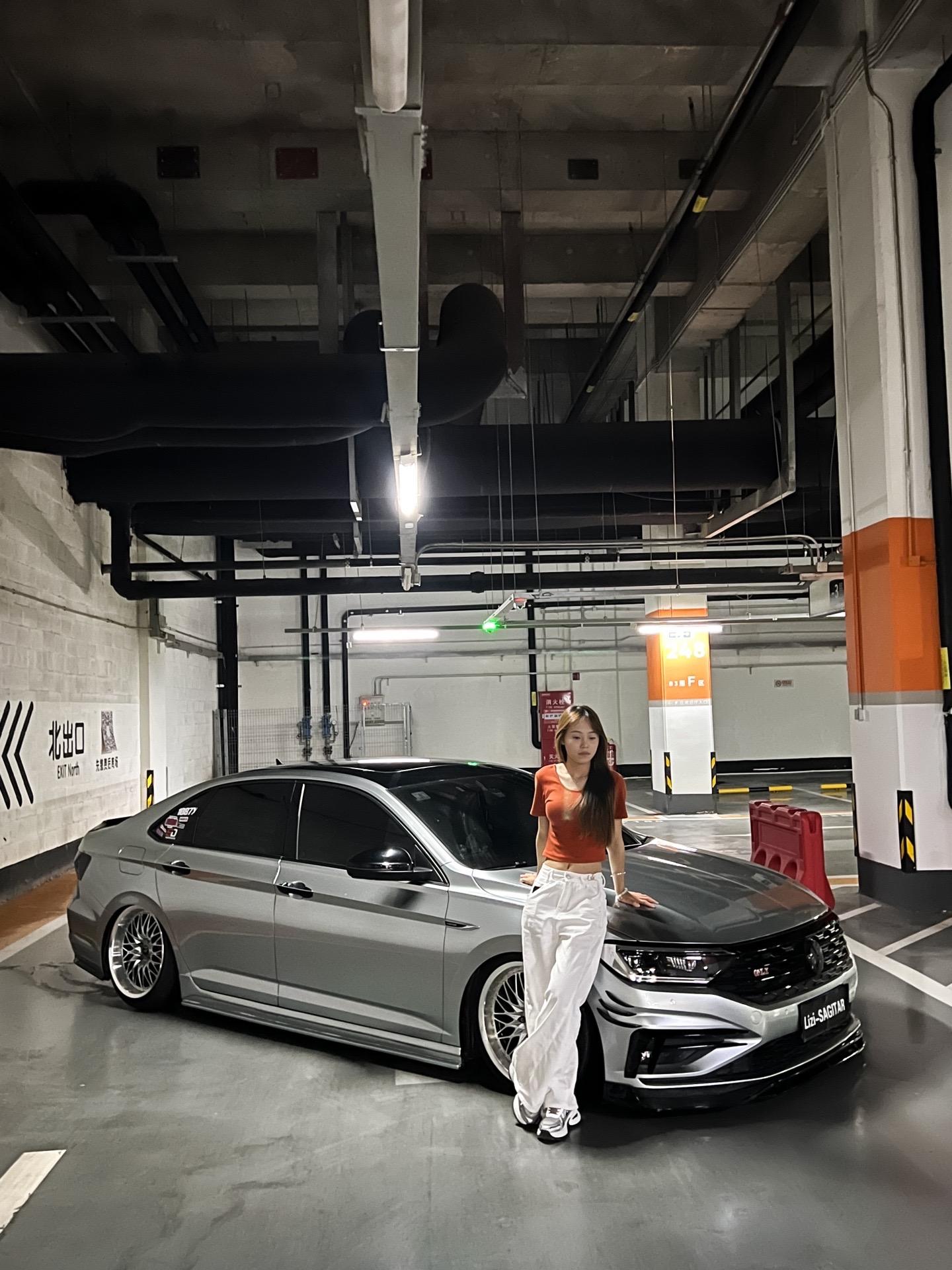 听说你们的速腾比我帅 发出来看看。