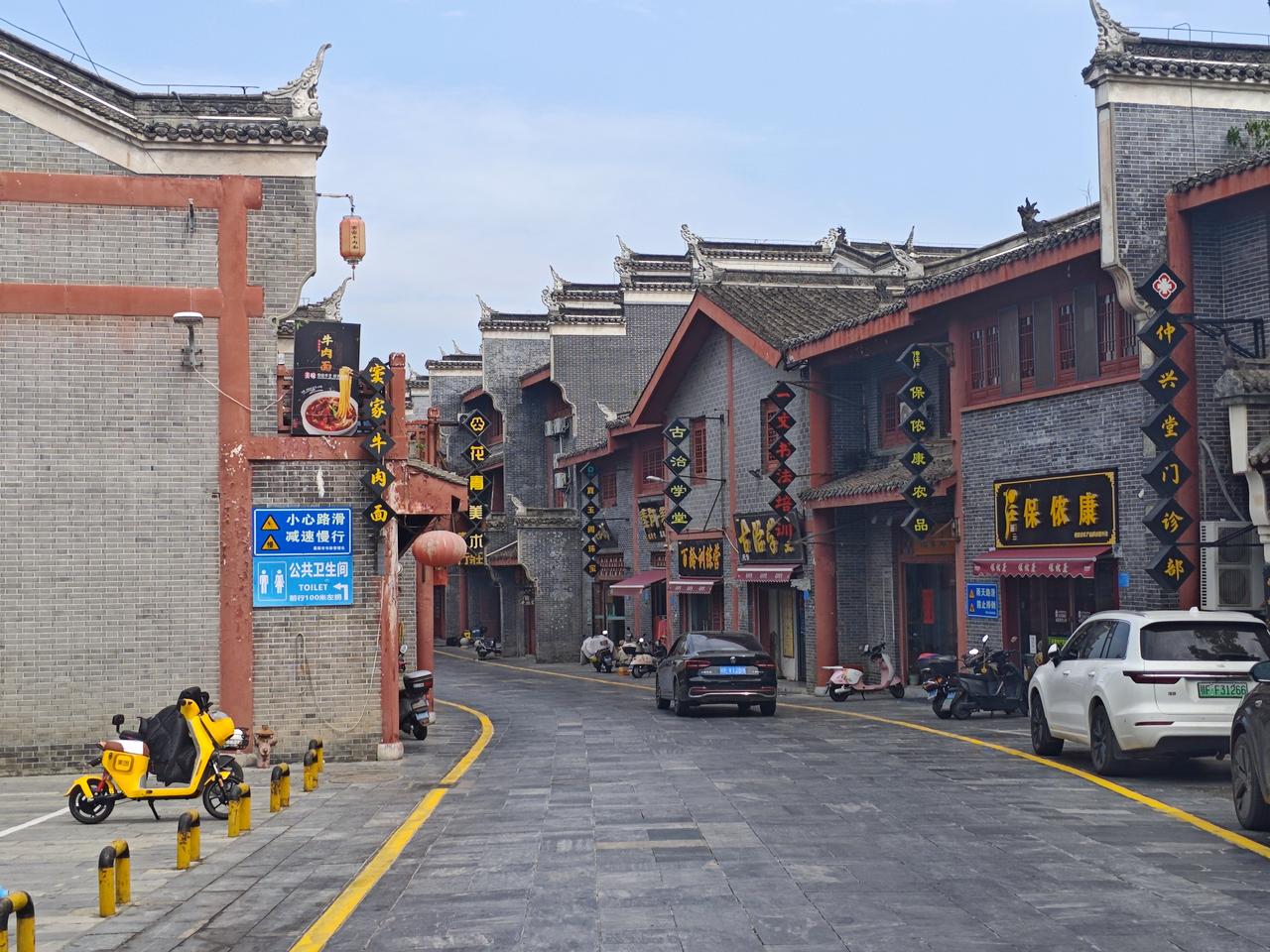 很多湖北老师搞不懂，职称评审六选三、七选三是什么意思，还有乡村绿色通道，是不是条