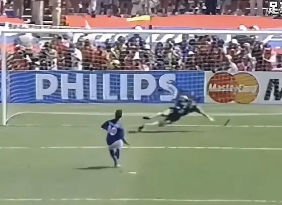 “0世界杯”却值1.2亿欧！意大利这位天选之子，到底在踢谁的青春

01  1.