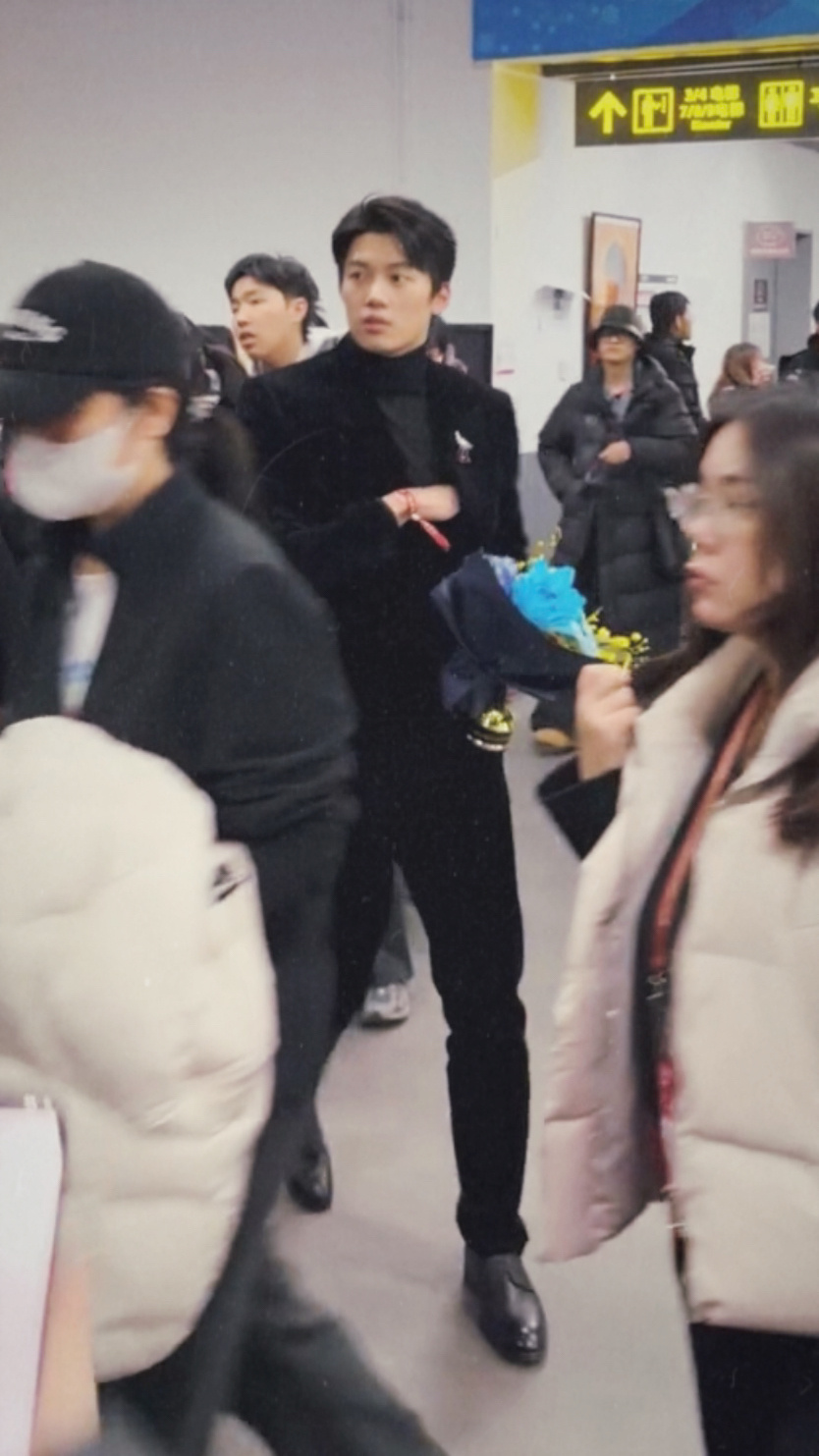 他只是经过汪顺微博之夜