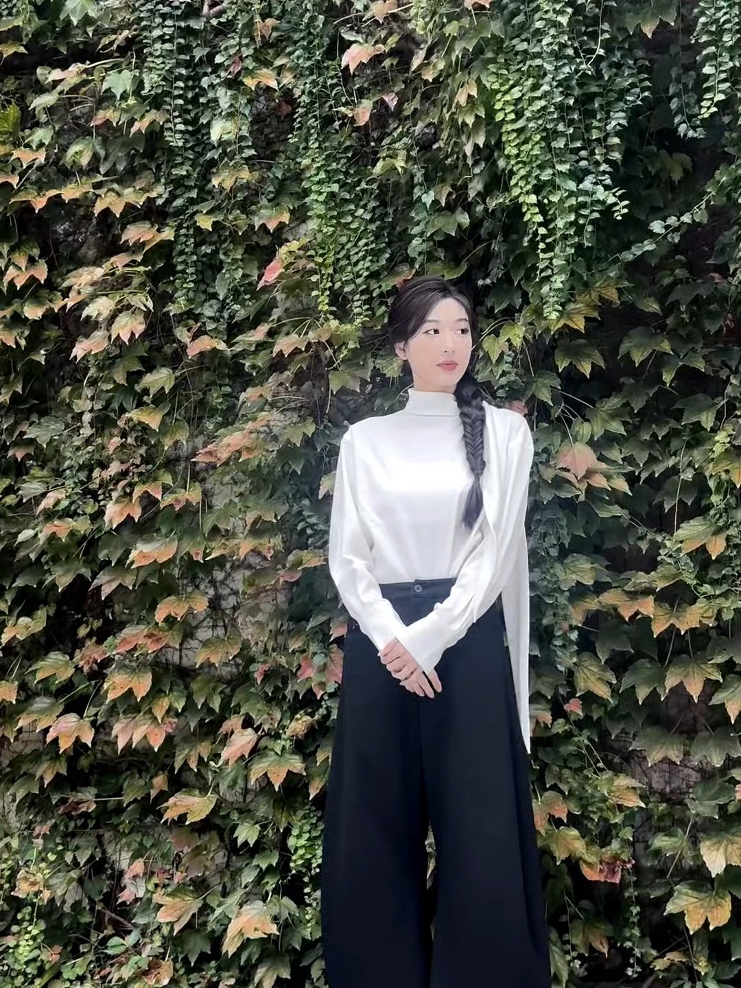 孙乐言说offer7熟人太多了 乐乐言被偶遇了 真嘟好美啊 ​​​