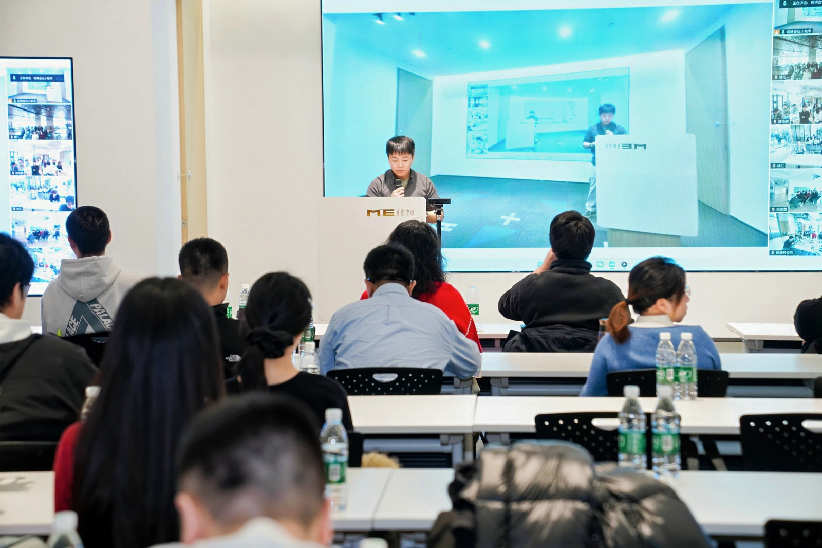 锐博康复 2026年会中，先来一些群像北京国贸店➕北京奥森店➕深圳店➕广州店➕杭