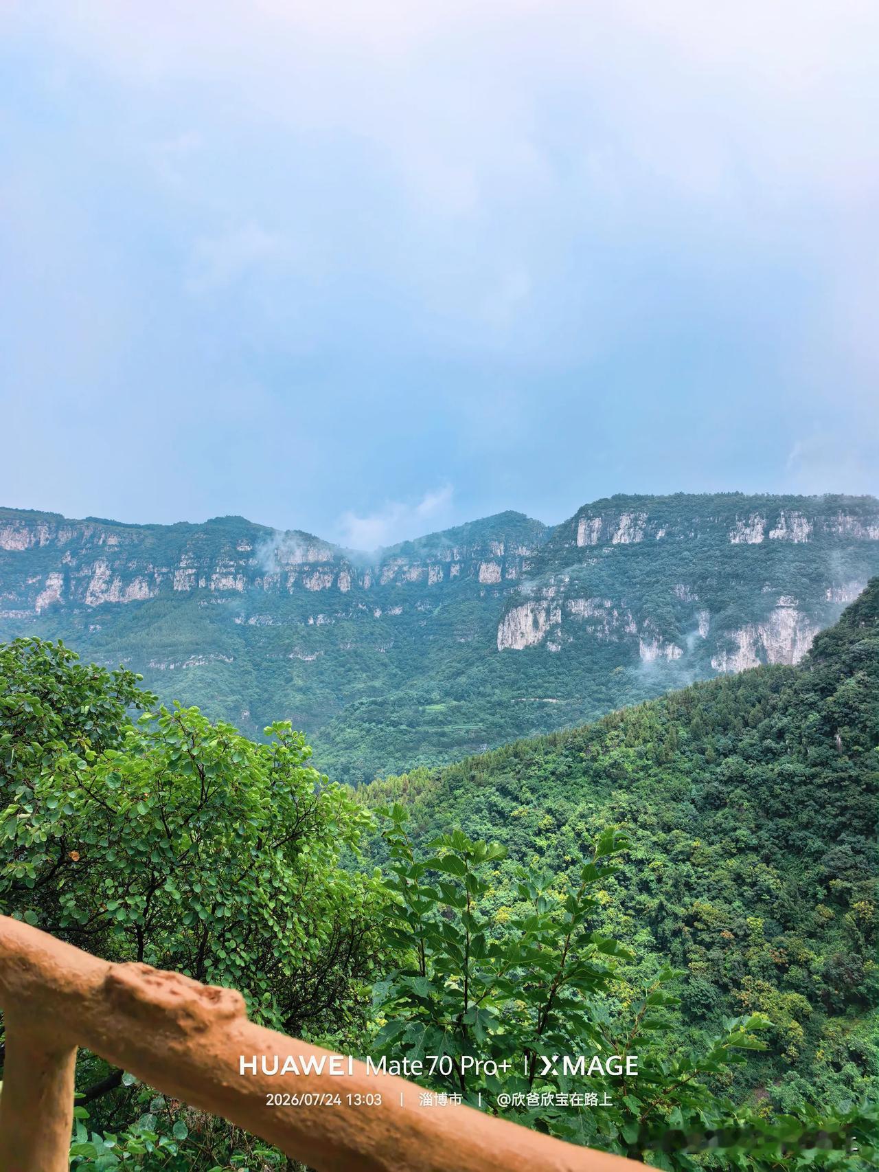 雨登齐山，别有一番滋味
是日有暇，遂携幼女欣宝登齐山以望远，俯瞰齐鲁大地，途中遇