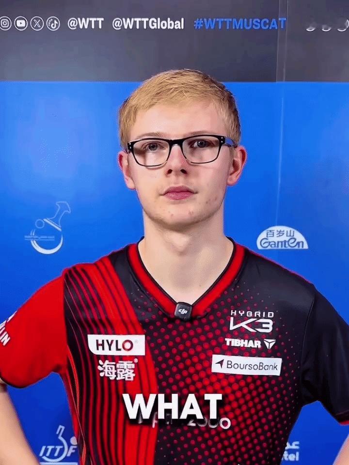 每次看到这个☹️都感觉嘴巴那块肌肉好灵活 