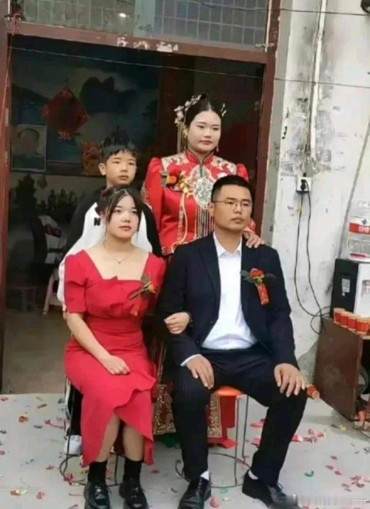 不懂就问！谁才是新娘？？？看懵了 