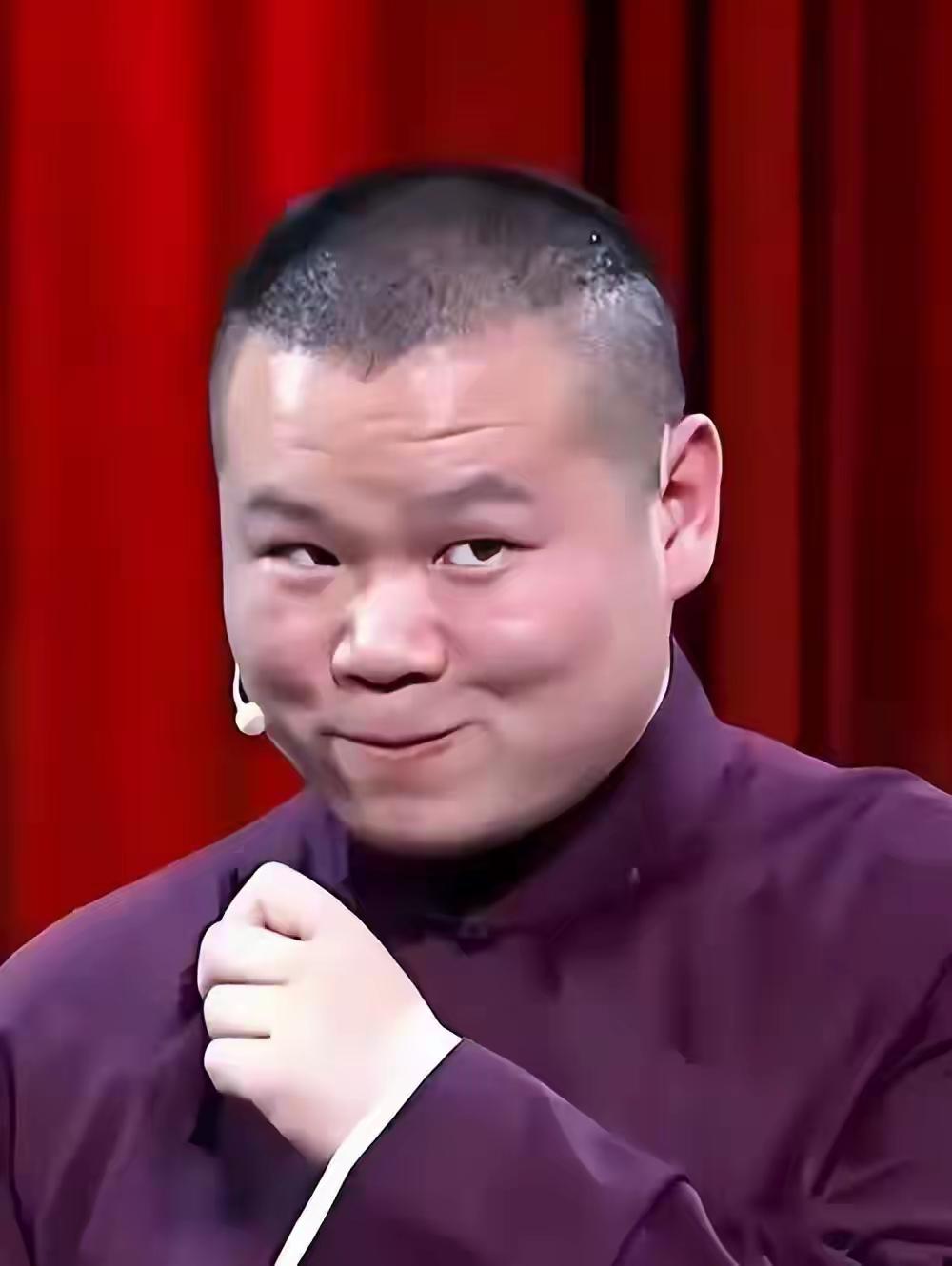 因为一句话，
岳云鹏无缘2026年春晚？
他才是真的聪明人。

今年岳云鹏确认不