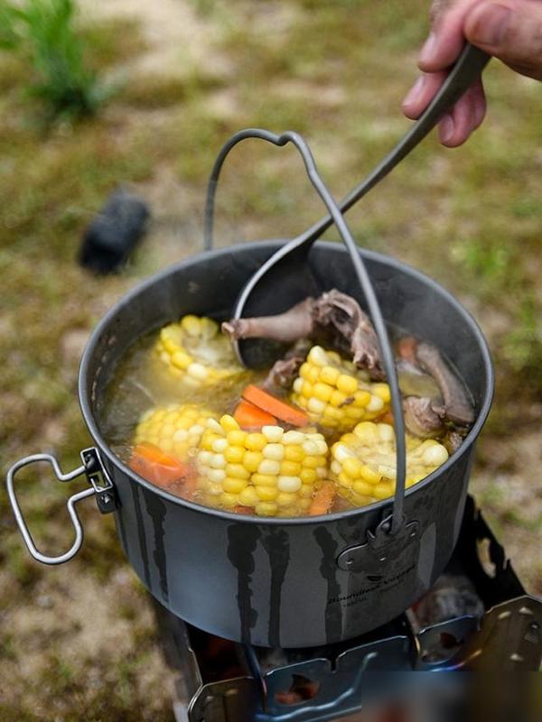 谁懂啊！今年买金属家居品，满屏都是“纯钛”俩字，真的快挑花眼了！以前就眼镜框见钛