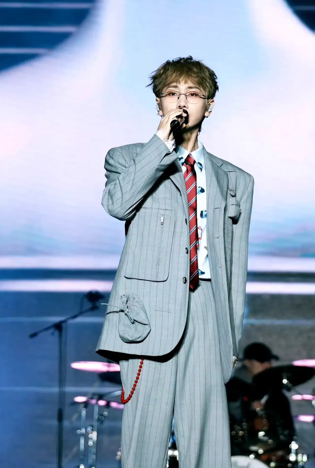 娱乐圈 瘦气接接娱乐圈的瘦气， 但是大家记得不要容貌焦虑呀，要健康的瘦才是最好的