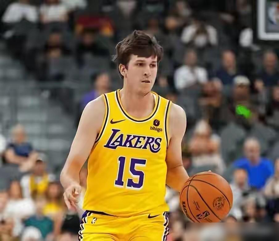 你敢信？刚差点被当筹码换字母哥，他就轰31分8助带队三连胜！
上周湖人还拿着他