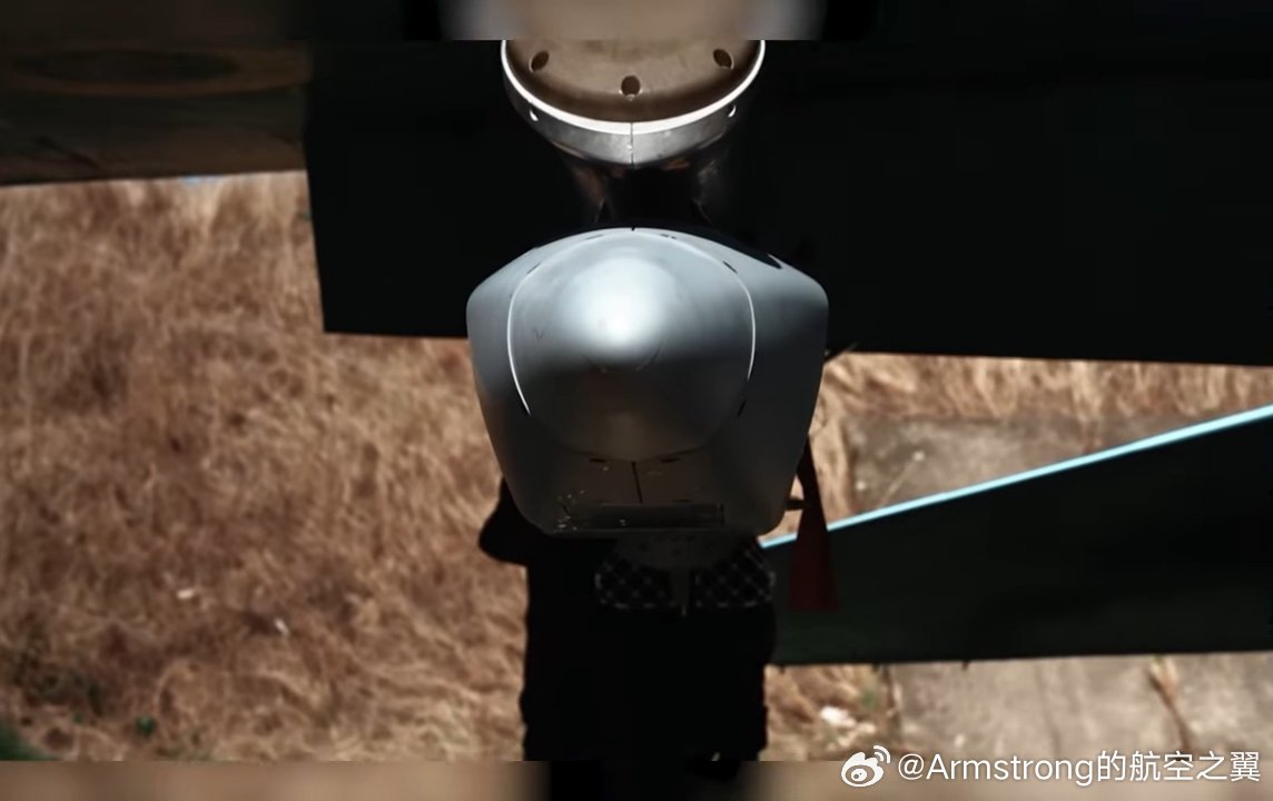 俄乌局势新进展 乌军苏-27挂载ADM-160 MALD，ADM-160 MAL