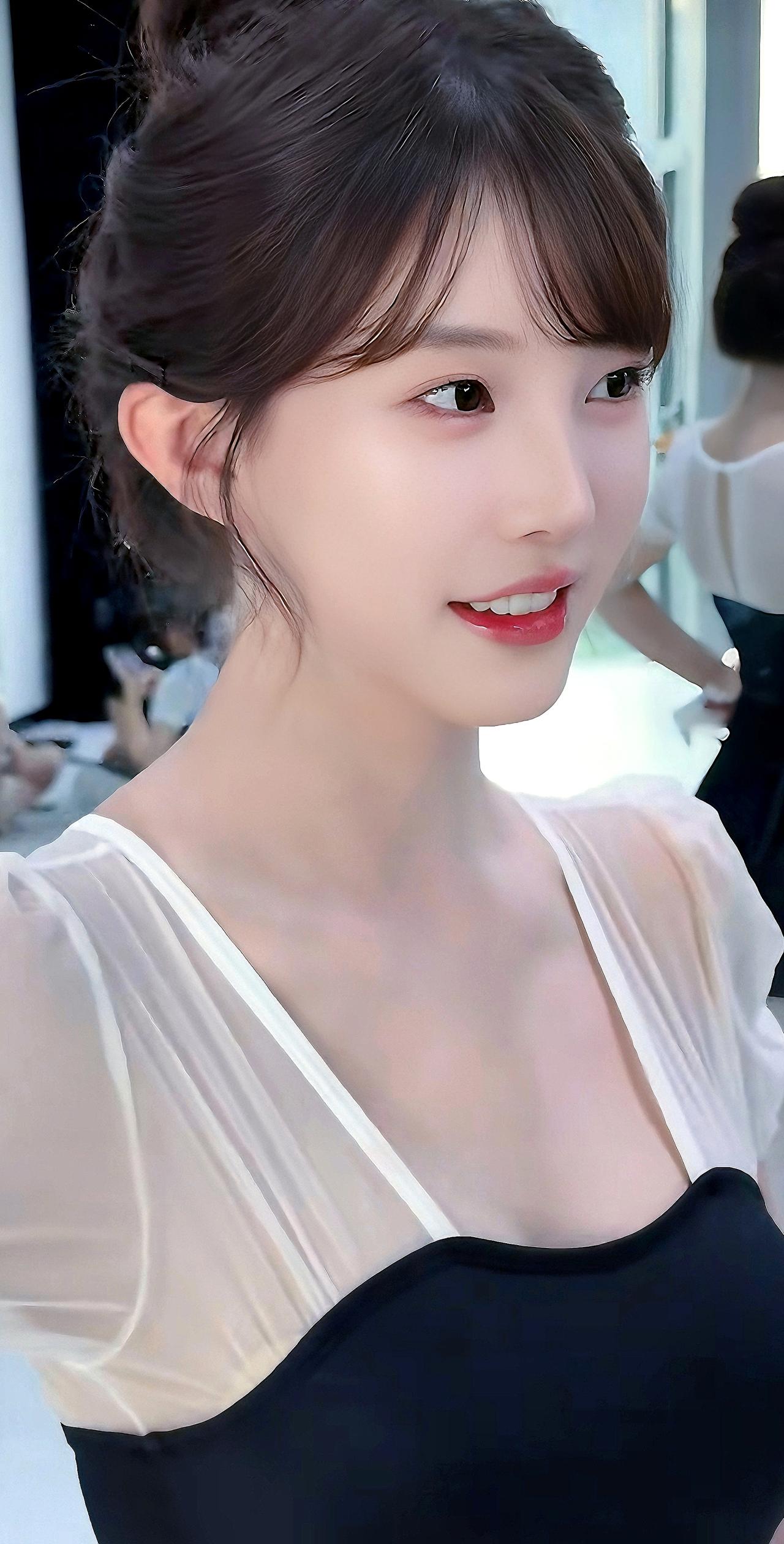 甜美笑容气质迷人东北细糠李丽欣 8万8彩礼 ，你觉得贵吗？