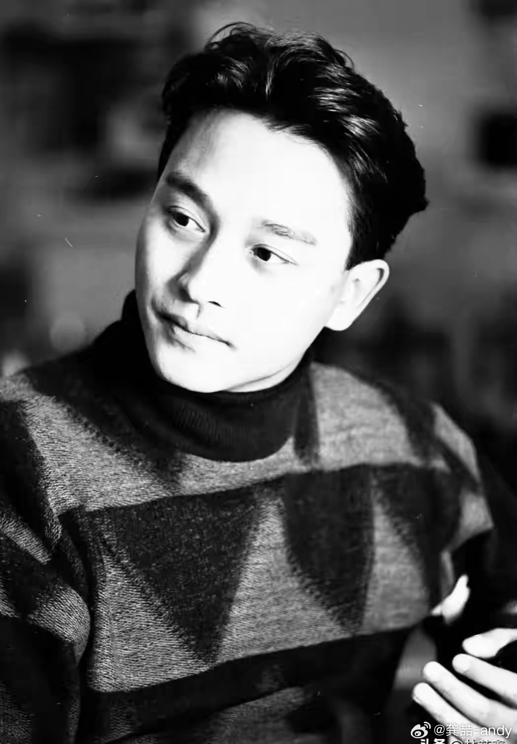 众星悼念张国荣张国荣余音绕梁 思念不停 怀念哥哥怀念张国荣