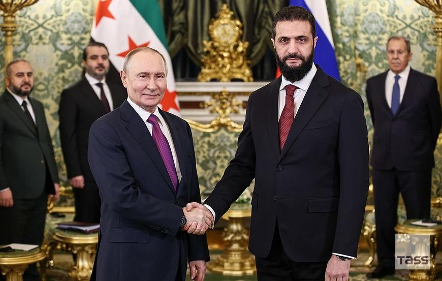 新闻快讯——俄媒周四头条：俄宣布协助叙利亚重建 欧盟启动停购俄核燃料草案！
 