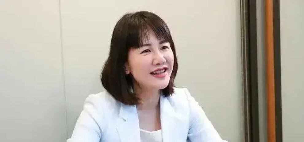 连亲姐的前途都能拿来当筹码交换，蓝营在彰化的这场提名大戏，真是把算盘打到了骨子里