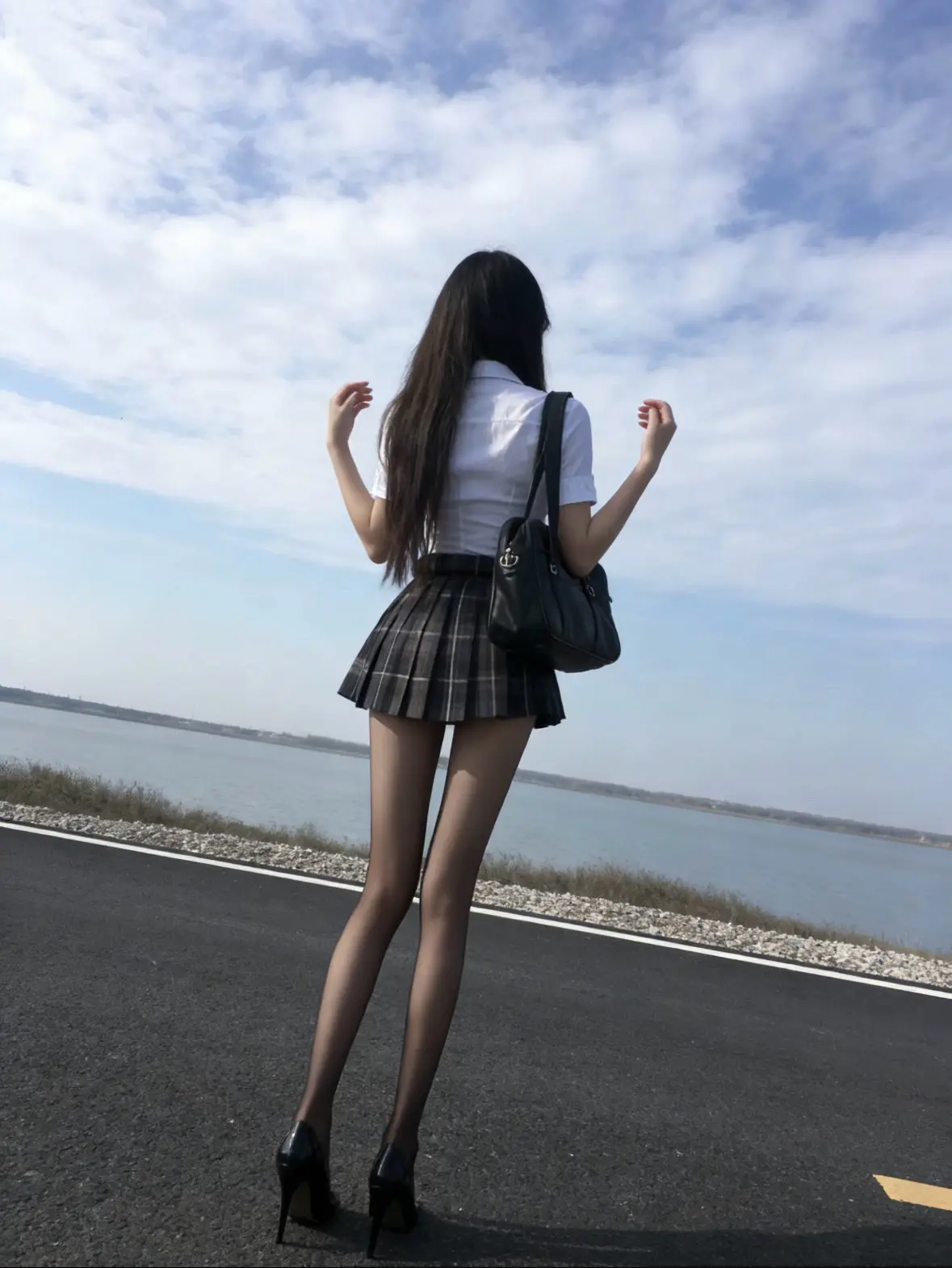 生命生锈了就会发出悲伤的哀鸣