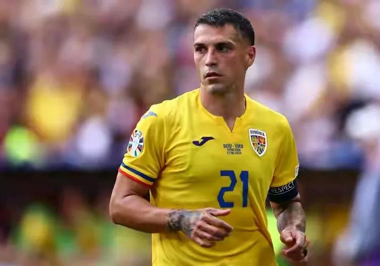 高薪合同可让球员为家人创造更优质的生活环境[比心]