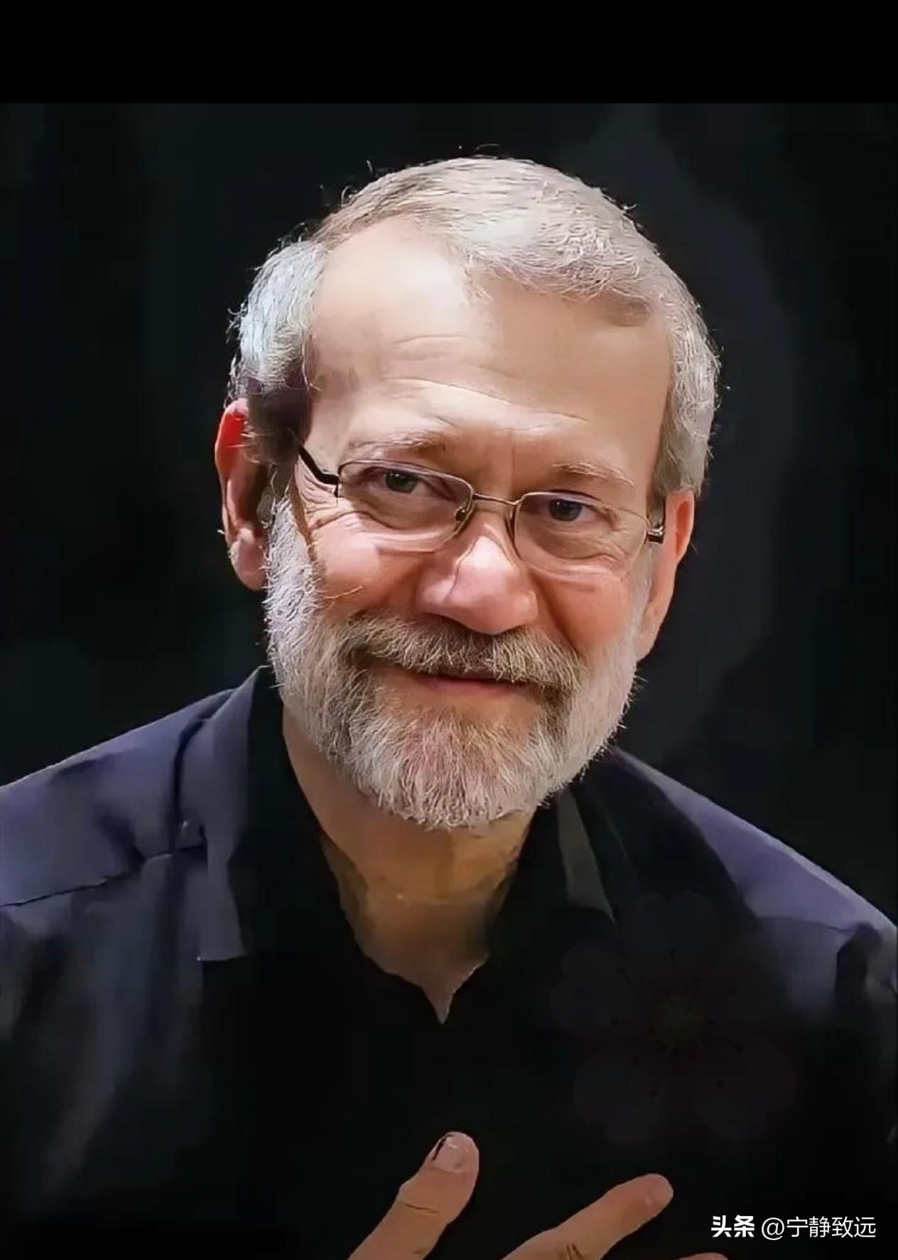 拉里贾尼‬这件事，引发了普通伊朗人的强烈共鸣。

拉贾里尼没有逃避，他继承了哈梅