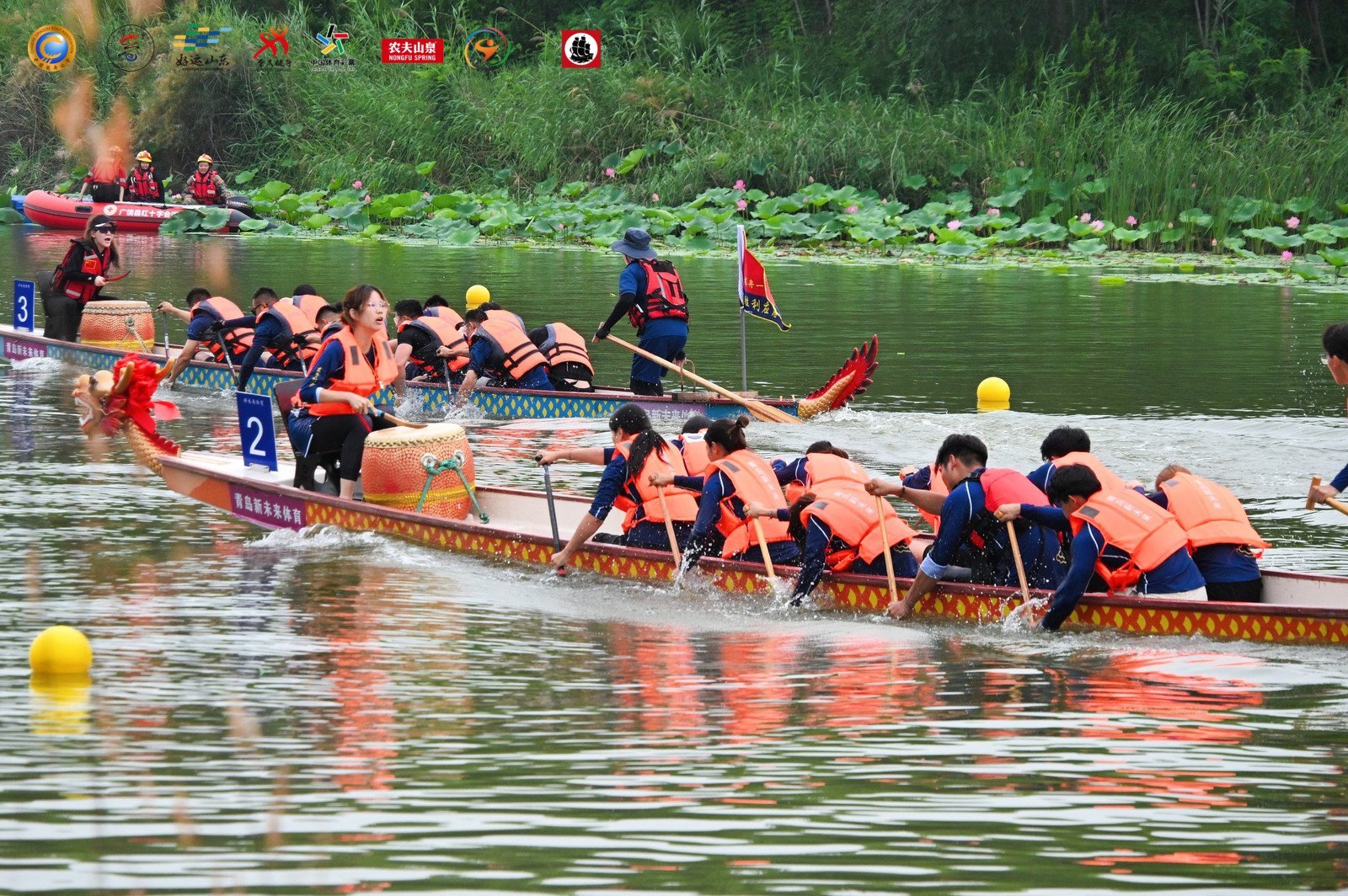 一河奔涌，千帆竞渡。黄河口龙舟开赛，热热闹闹过端午，福气好运接踵而至！好运山东黄