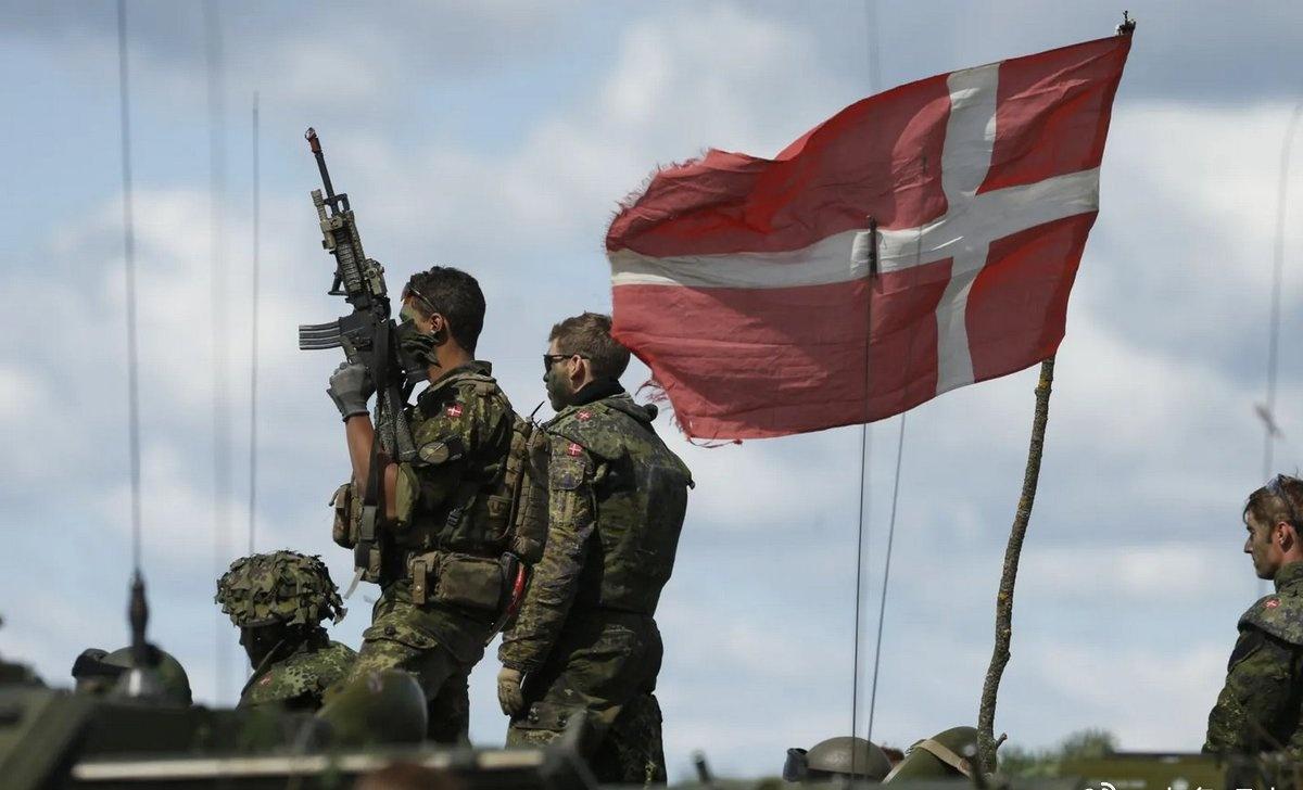 🇩🇰驻扎在格陵兰的丹麦军事人员有权在遭到攻击时开火。

据丹麦报纸
@ber