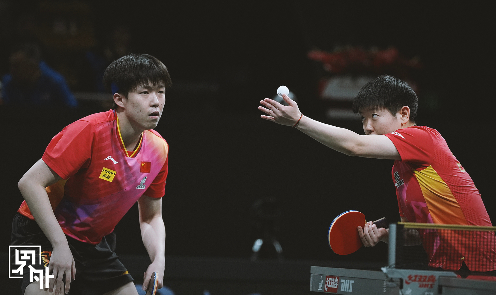 王楚钦孙颖莎3比0多尔扎里夫 成都混团世界杯国乒vs法国，王楚钦/孙颖莎11-6