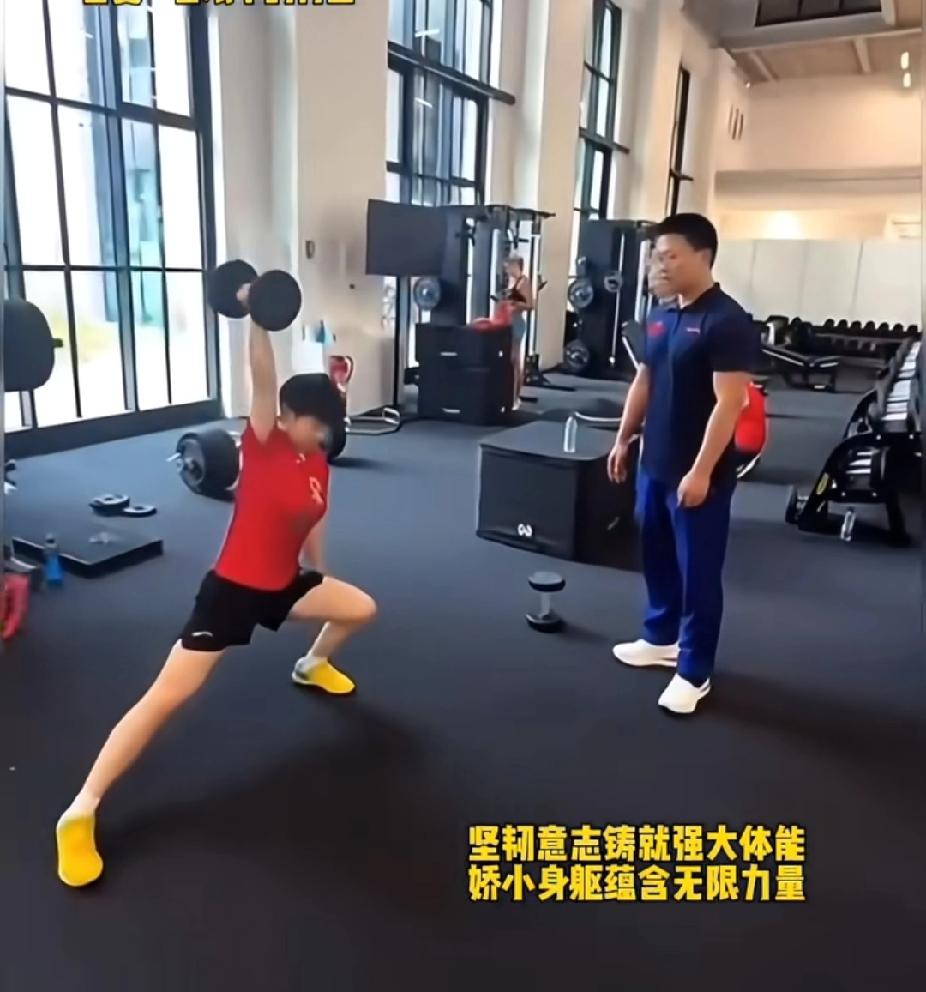 孙颖莎的“大心脏”，是这样炼出来的！
 
没有随随便便的成功，哪怕是“小魔王”孙