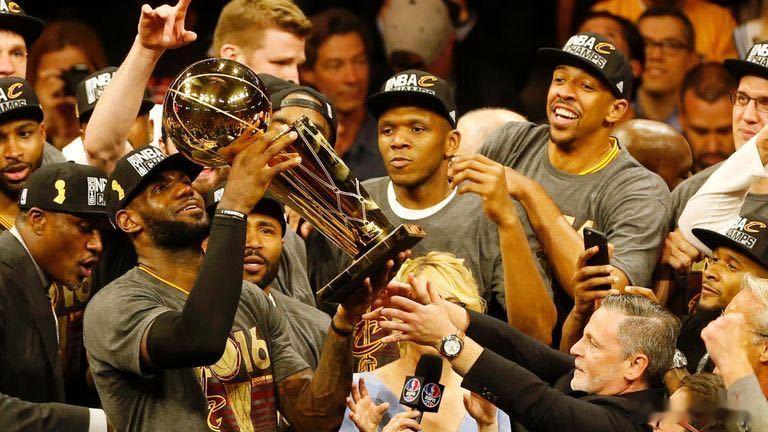 里奇保罗言论引发对线NBA名嘴隔空论战 球星成就讨论这场舆论的源头来自里奇保罗的