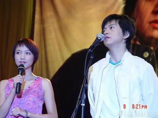 2005年9月，李健前往昆明宣传新专辑《为你而来》 