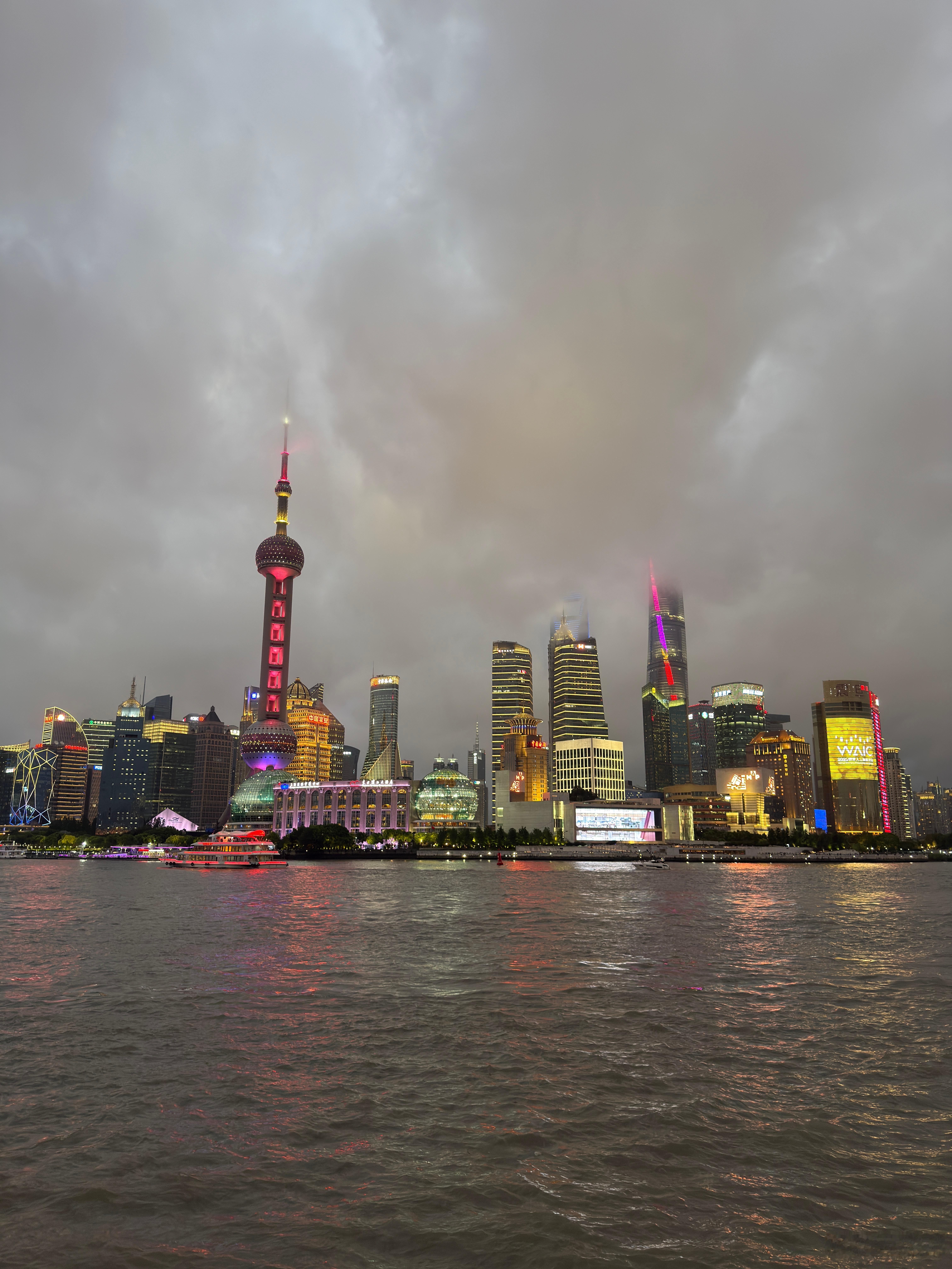 记得时刻告诉自己 在热爱面前什么都不重要心情日记 ​​​