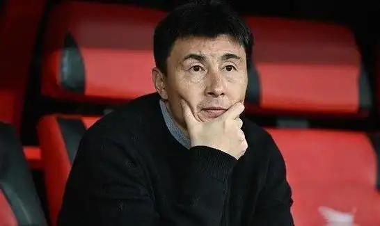 不仅是明星联主帅在哭，1比4输给小将的宁波主帅也哭了！他哭的不是比分，而是“这是