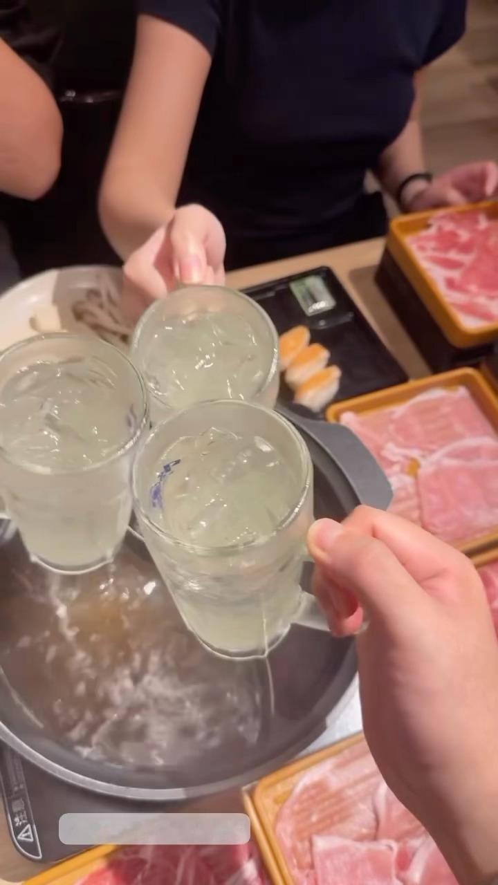 本周吃吃喝喝☕️🍛🍲🍜早班好痛苦…终于熬过去了但下周晚班也好晚…什么还有一