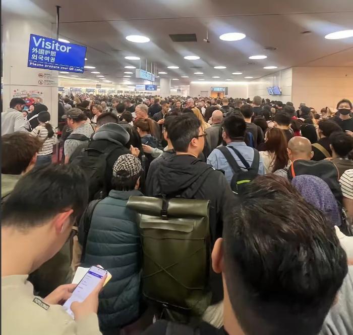 高市早苗的援兵来了！
日本觉得找到帮手了。
开始在G20上装委屈。

又拉着台湾