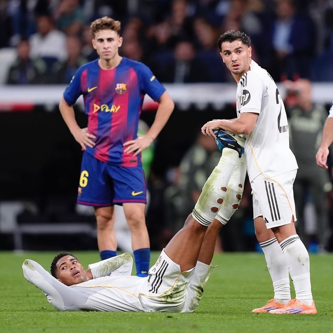 周日的西班牙国家德比虽然不够精彩，但全球收视观众高达6.5亿人，相当于“美国春晚