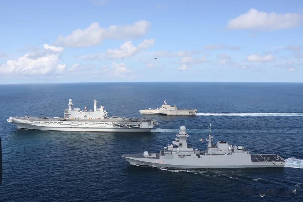 在南海，虽然美国海军罗斯福号航母战斗群用20节的航速，彻底离开了南海后，南海又迎