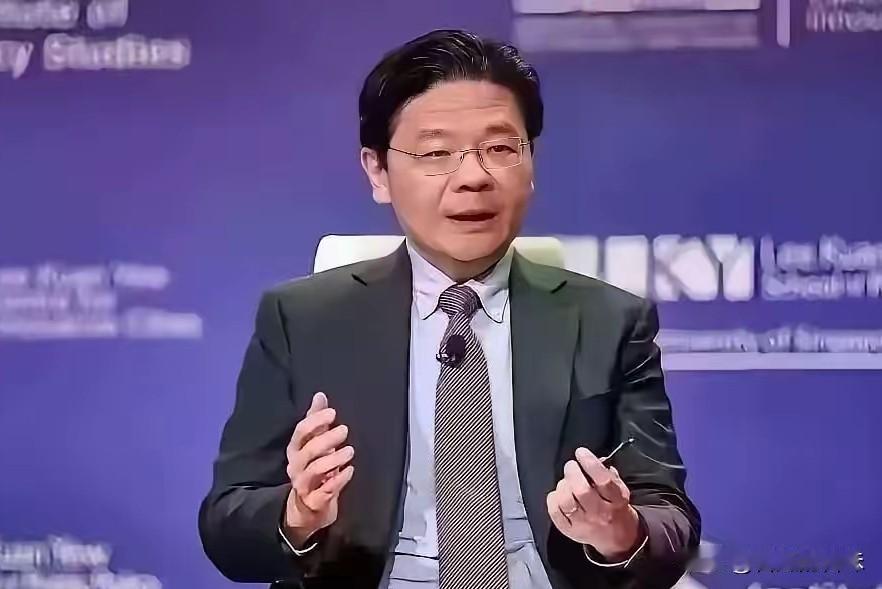 新加坡有条规矩，狠得让人后背发凉。
它不问一个官员收了谁的钱，也不在乎饭局上谁给