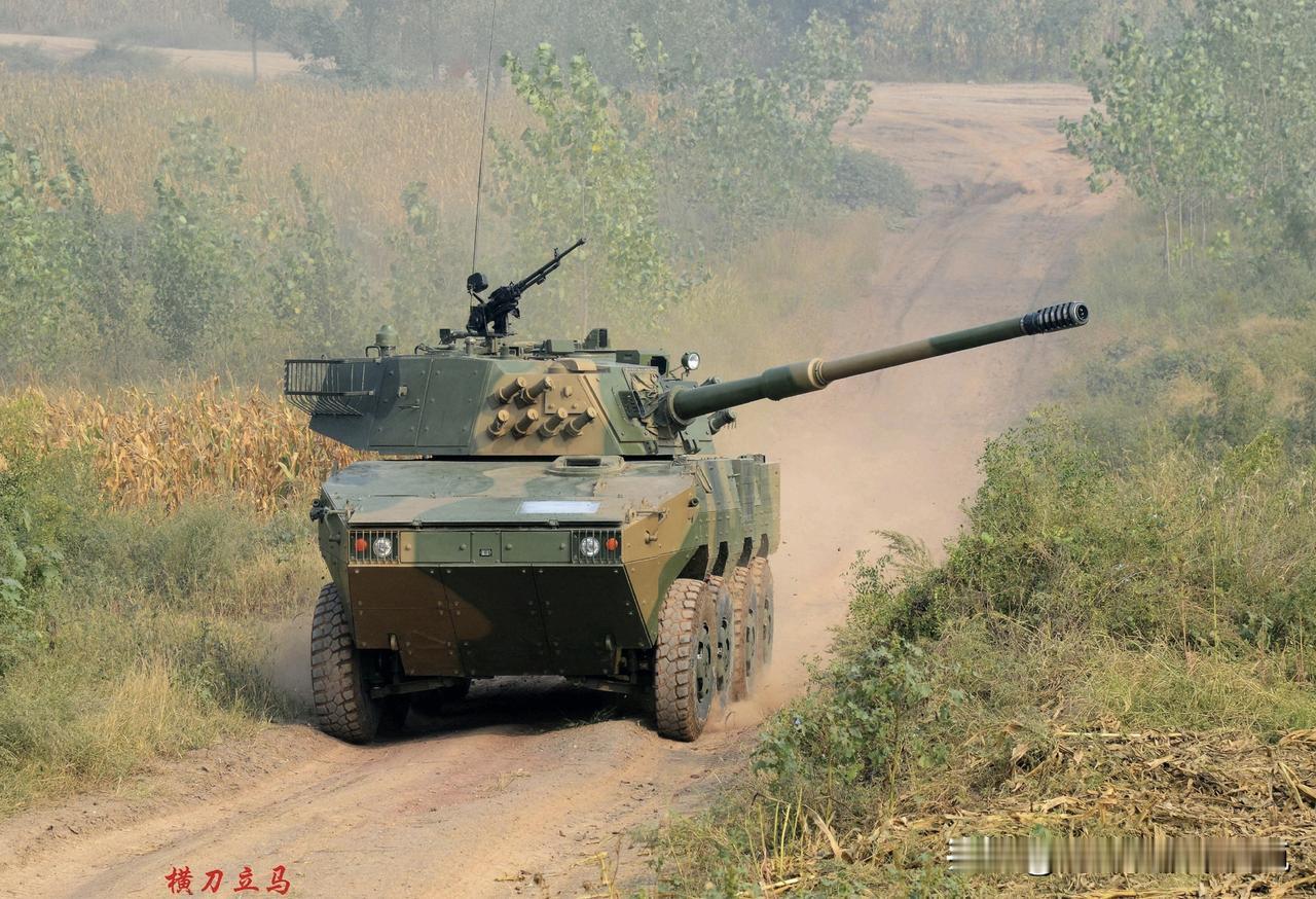 横刀立马
中国105毫米8x8轮式突击炮搜索前进