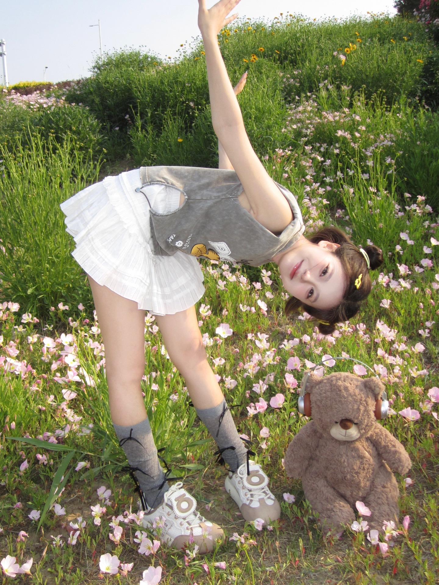 如果你能一直爱我的天真。那我想我一定会是个开心的小孩