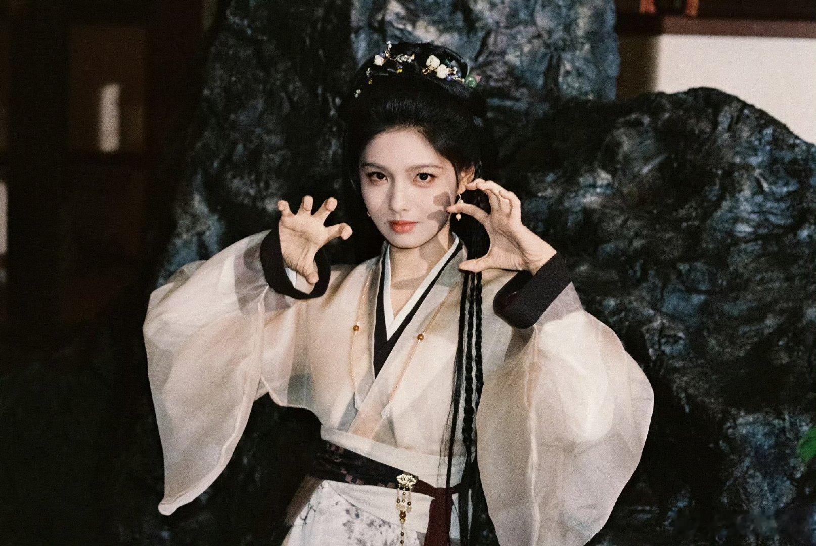 艾米想演法医得到鬼医 艾米想要艾米得到艾米采访曾许愿挑战法医角色，如今无缝进组《